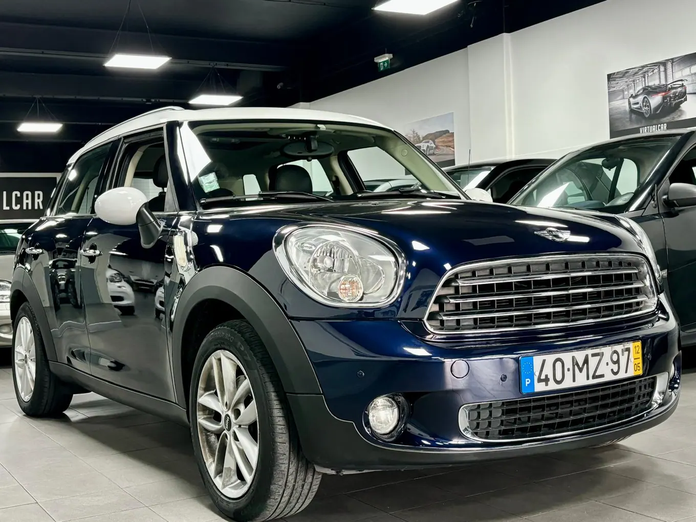 MINI Countryman, matrícula 40-MZ-97